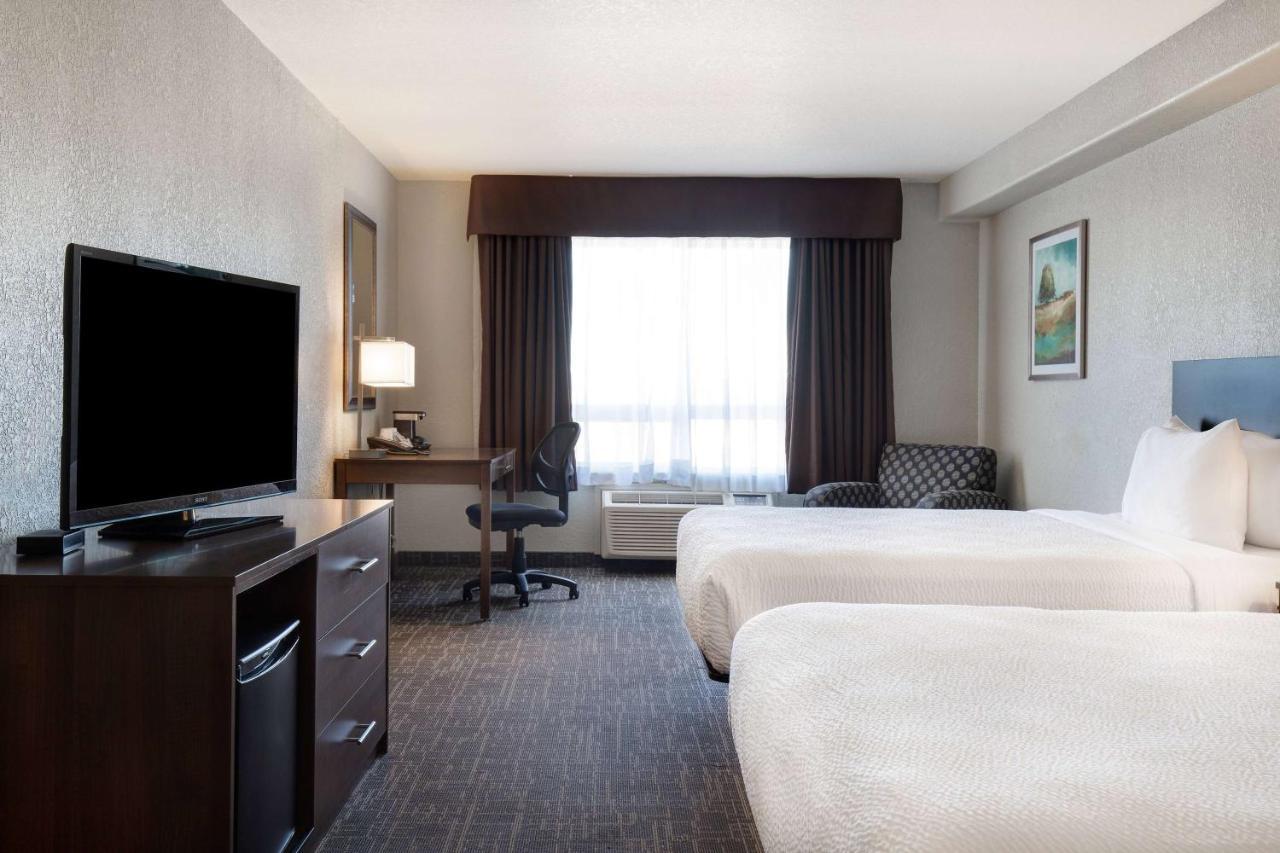 Days Inn & Suites By Wyndham Yorkton Exteriör bild