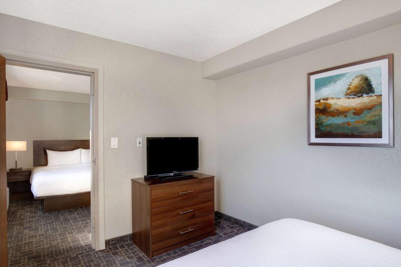 Days Inn & Suites By Wyndham Yorkton Exteriör bild