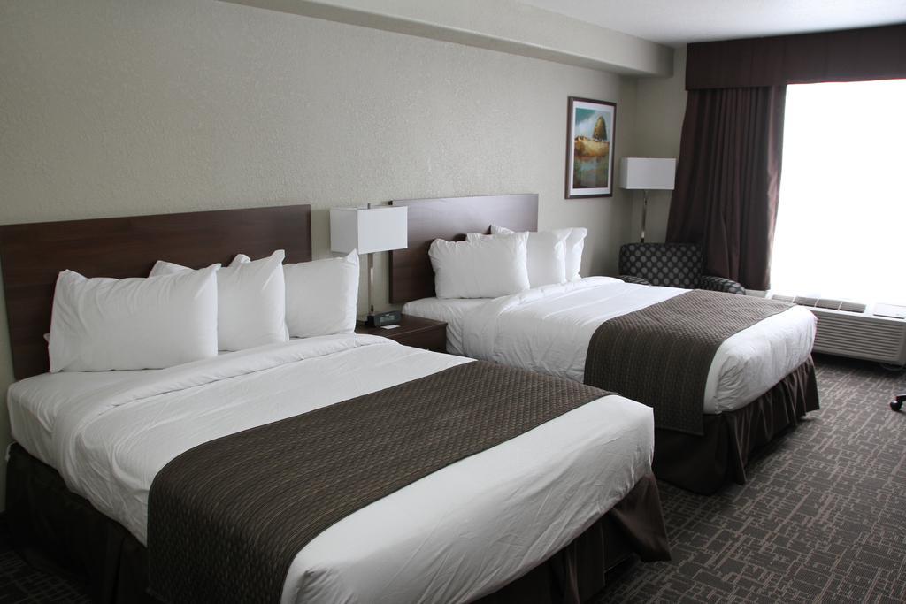 Days Inn & Suites By Wyndham Yorkton Exteriör bild