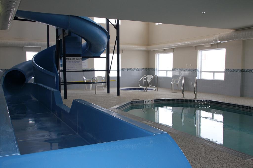 Days Inn & Suites By Wyndham Yorkton Exteriör bild